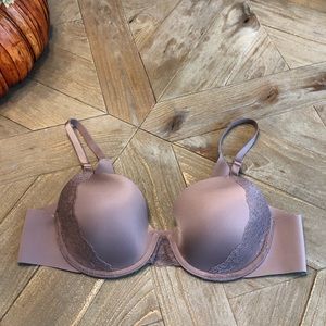 Soma bra 36a vanishing 360 perfect cover lace trim nwot